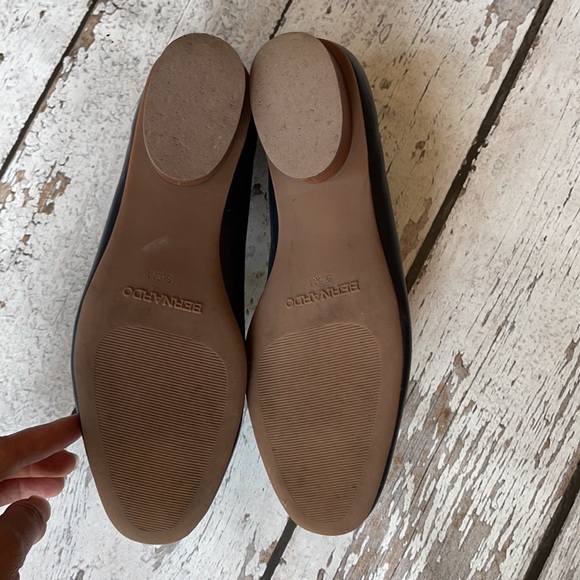 Bernardo Navy Loafer - Picture 7 of 10